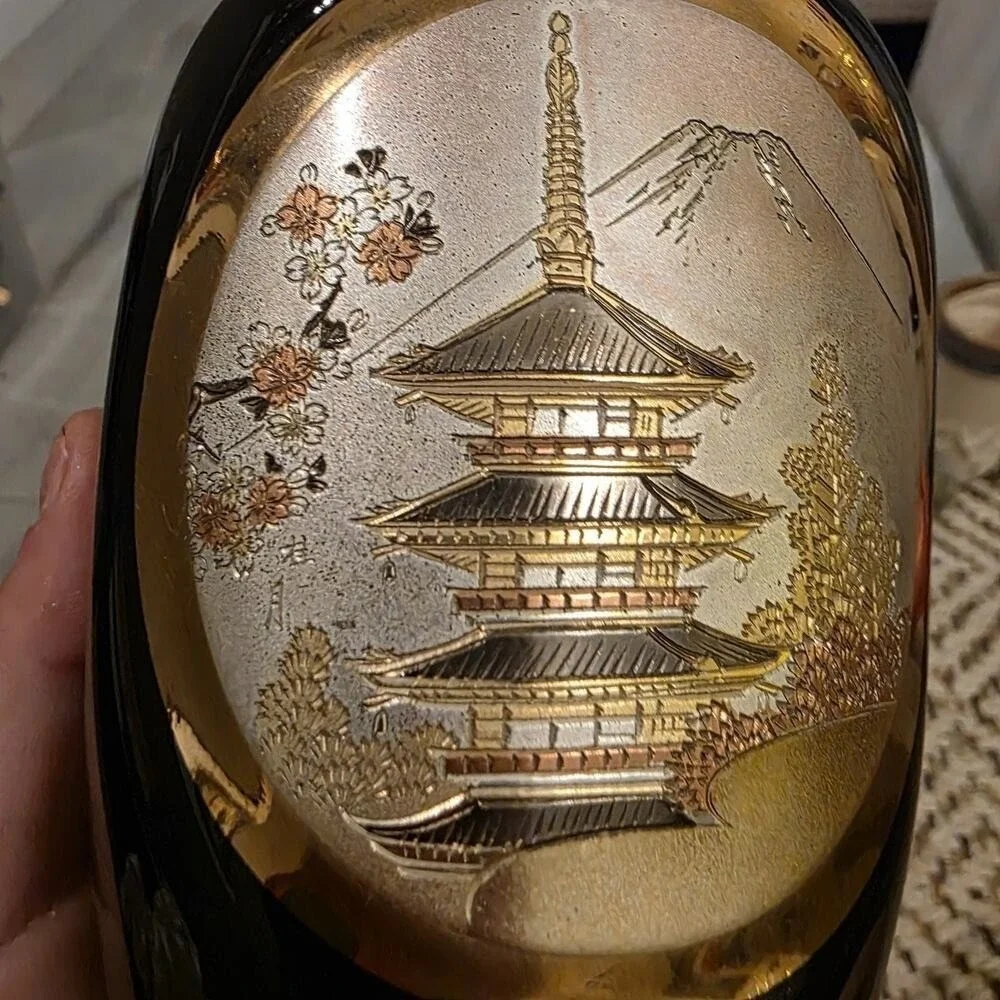 Art of Chokin 24K Gold Edged‎ Japanese Black Vase Pagoda Mount Fuji C1
